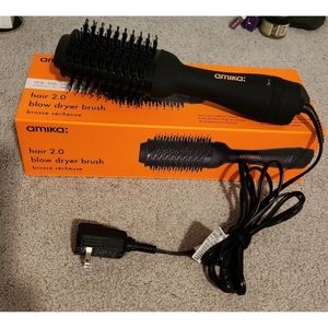 Original Amika Blow Dryer Brush In box